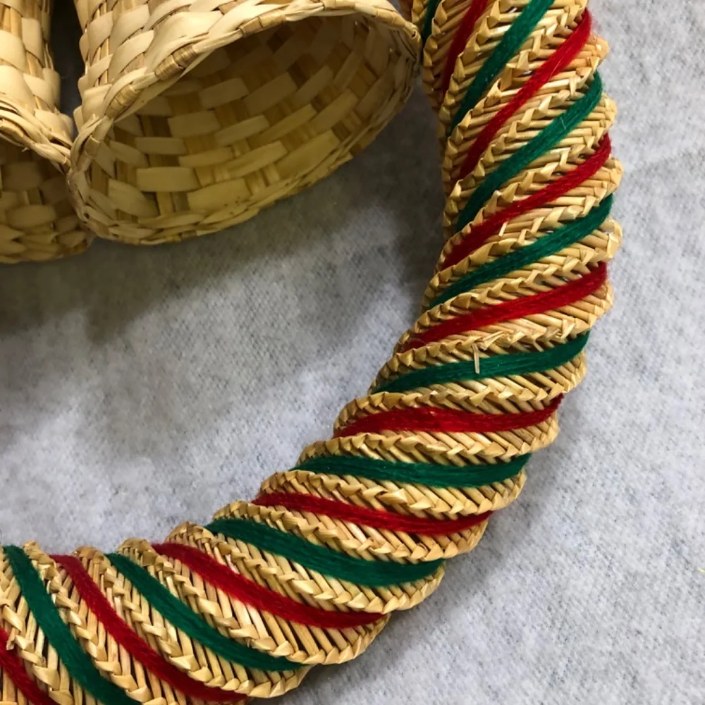NWOT - Woven Straw Holiday Bell Wreath
